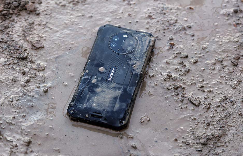 High-end rugged smartphone
